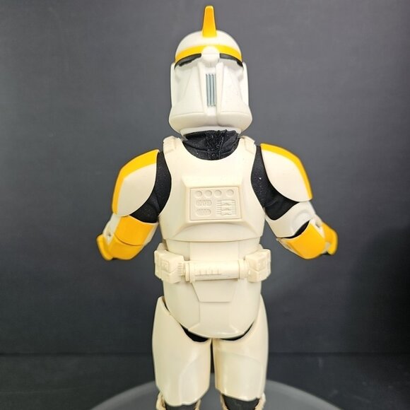 Star Wars Attack of the Clones Clone Commander 12” W/ Yellow Stripes 2002 VTG - Picture 8 of 16